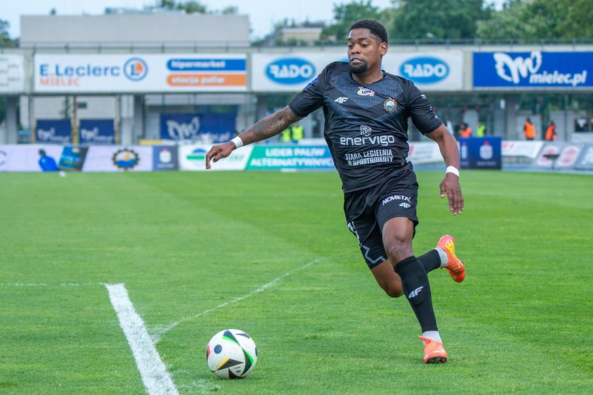 Internacional português passa a ser mais uma das opções de ataque dos auriverdes