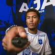 Mercado oficial: FC Porto empresta Namaso (os moldes do negócio)