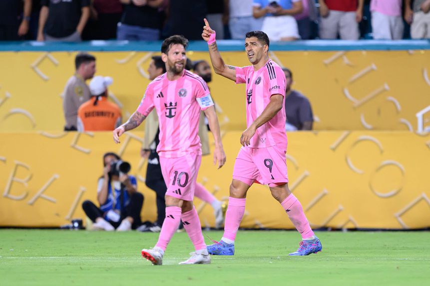 Messi e Luis Suárez com a camisola do Inter Miami