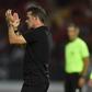 Marco Silva aplaude jogadores no banco do Benfica - Foto: Miguel Nunes