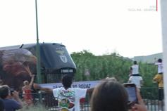 Apoio encarnado na chegada do Benfica a Rio Maior