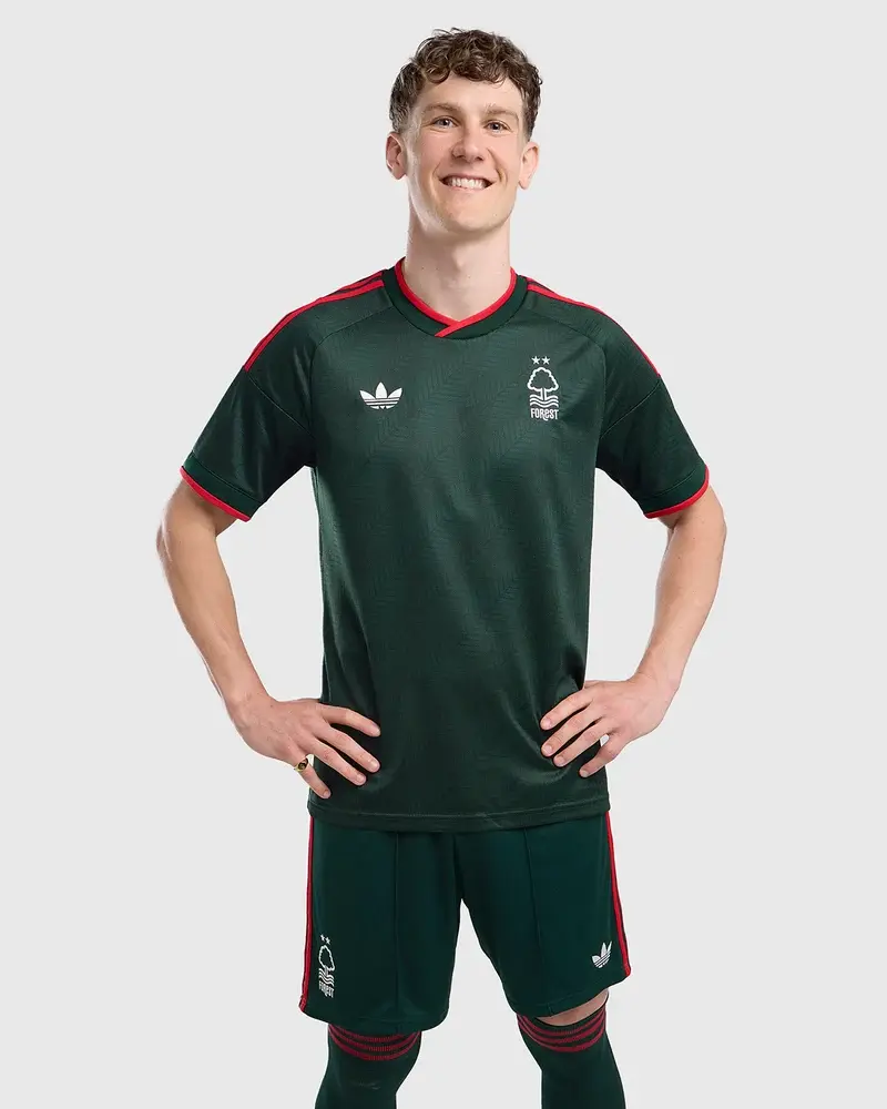 Nottingham Forest (camisola alternativa)