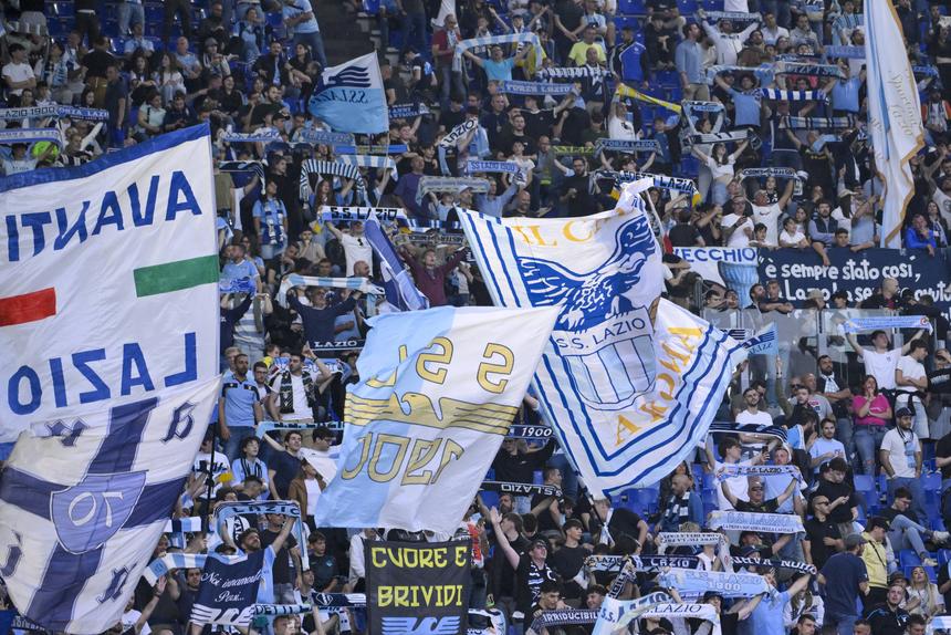 Claque da Lazio perdeu a paciência com a Direção do clube