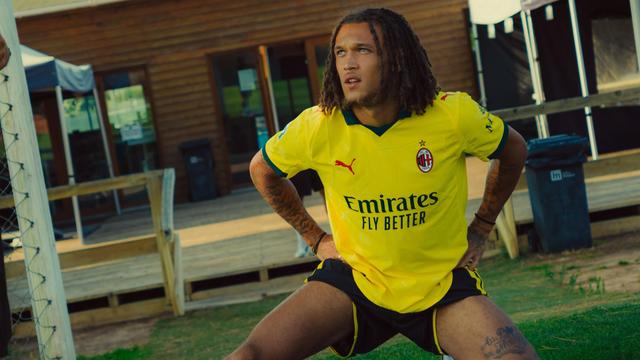 Diego Moreira já se treinava com a camisola do Milan no início de agosto (foto: Diego Moreira/Instagram)