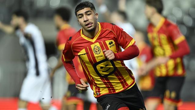 Moncef Zekri faz 18 anos no dia 20 de setembro mas já tem rodagem de liga principal na Bélgica - Foto: IMAGO