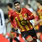 Moncef Zekri faz 18 anos no dia 20 de setembro mas já tem rodagem de liga principal na Bélgica - Foto: IMAGO