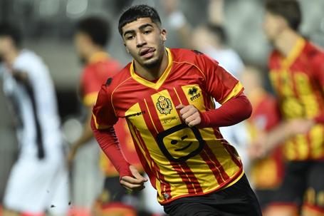Moncef Zekri faz 18 anos no dia 20 de setembro mas já tem rodagem de liga principal na Bélgica - Foto: IMAGO