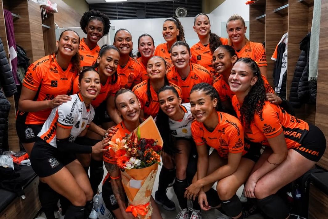 Tifanny sempre foi apoiada pelas companheiras e adversárias. Foto Instagram Tifanny Abreu