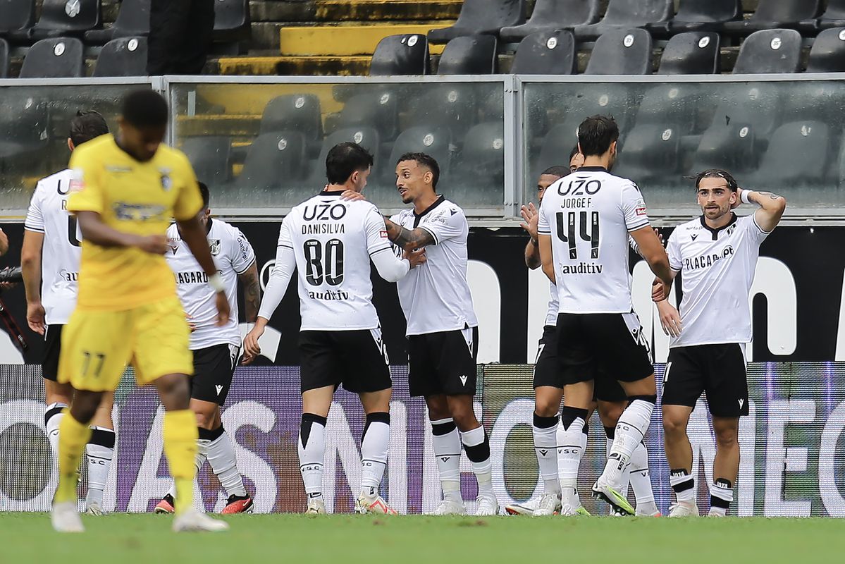 FC Porto: Já rola a bola no Estádio D. Afonso Henriques para o