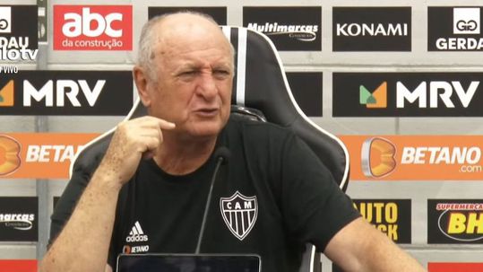 Vídeo: Scolari responde a queixas de Lage sobre o relvado