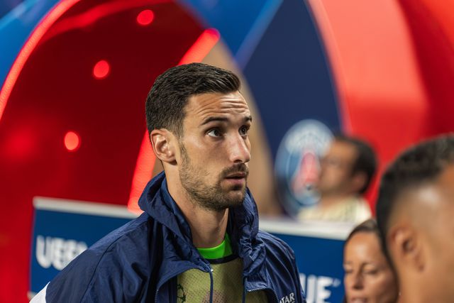 Sergio Rico cumpre exames para voltar a integrar os treinos do PSG