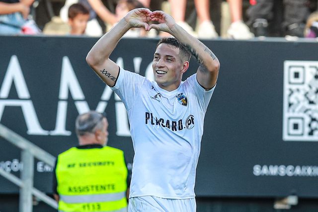 Farense «arruma» borrego com mais de 20 anos