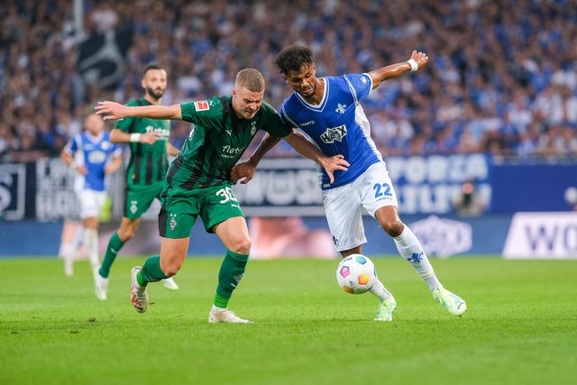 Bundesliga: lanterna vermelha (quase) surpreende