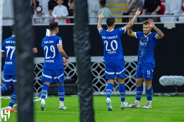 VÍDEOS: golaço de Cancelo e assistência para estreia a marcar de Marcos Leonardo!