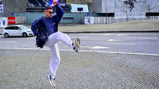 «Sempre apoiei o FC Porto mas agora também tenho de apoiar o Benfica»