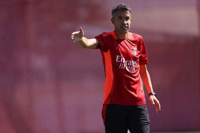Benfica: a batalha de Bruno Lage e nove de olho na estreia
