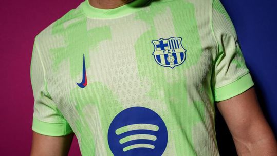 Vídeo: terceiro equipamento do Barcelona está a fazer furor