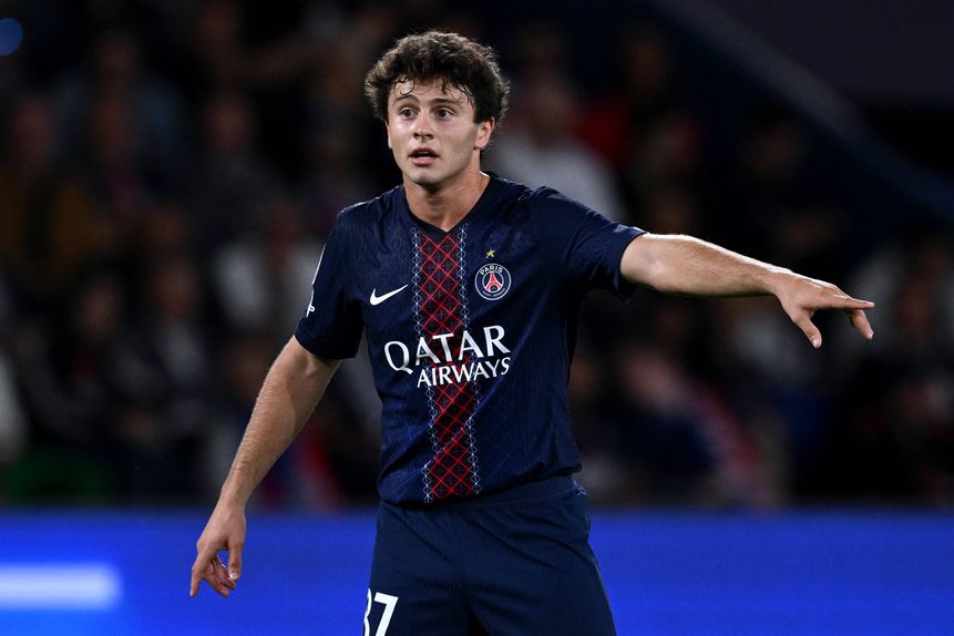 João Neves, médio do PSG