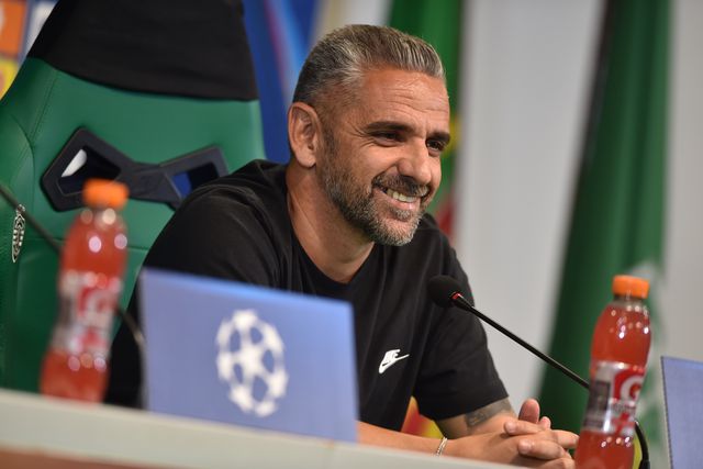 Rui Borges sorri ao falar do sonho que é estar presente na Liga dos Campeões