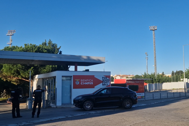 Benfica: António Silva foi o primeiro a chegar ao Seixal