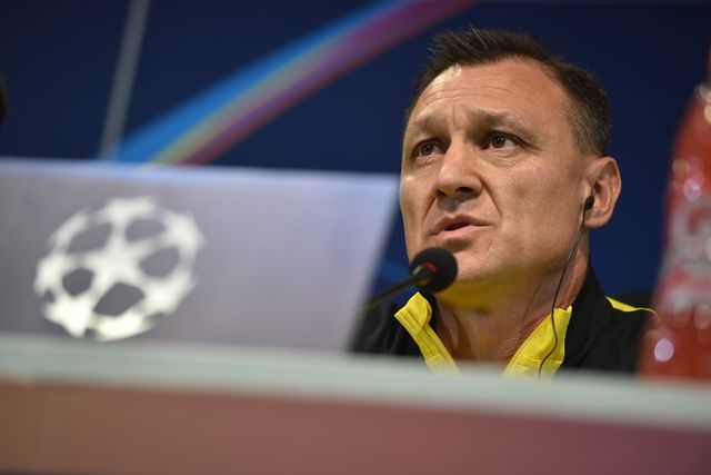 Rafael Urazbakhtin é o treinador do Kairat Almaty