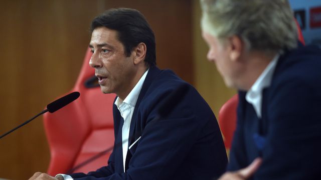 «Saída de Lage? Conferência de Rui Costa foi vergonhosa»