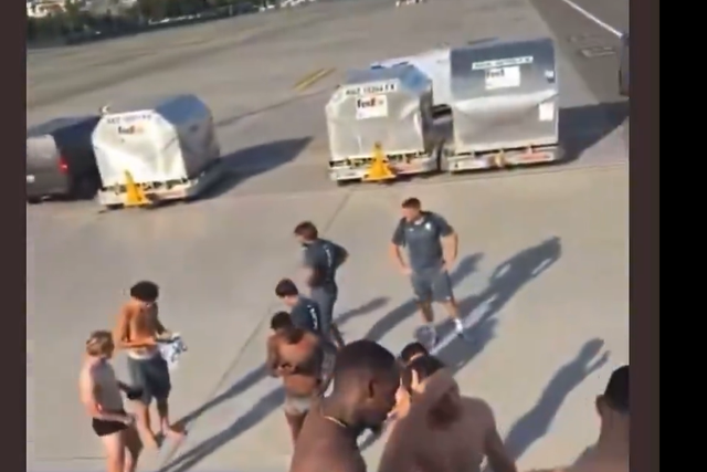 Jogadores em roupa interior: a insólita tentativa de descolagem do Mónaco