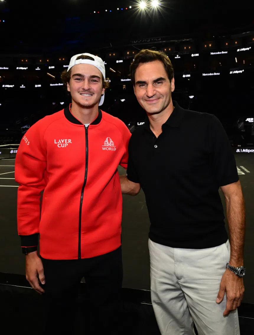 Fonseca treme! Ídolo Federer causa ACE!