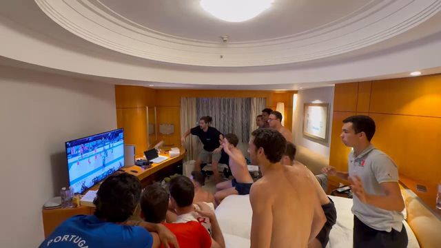 Festa no hotel de Portugal com passagem aos 'oitavos' do Mundial