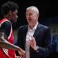 Ainars Bagatskis com poucos motivos para sorrir neste início de temporada no Benfica - Foto: SL Benfica