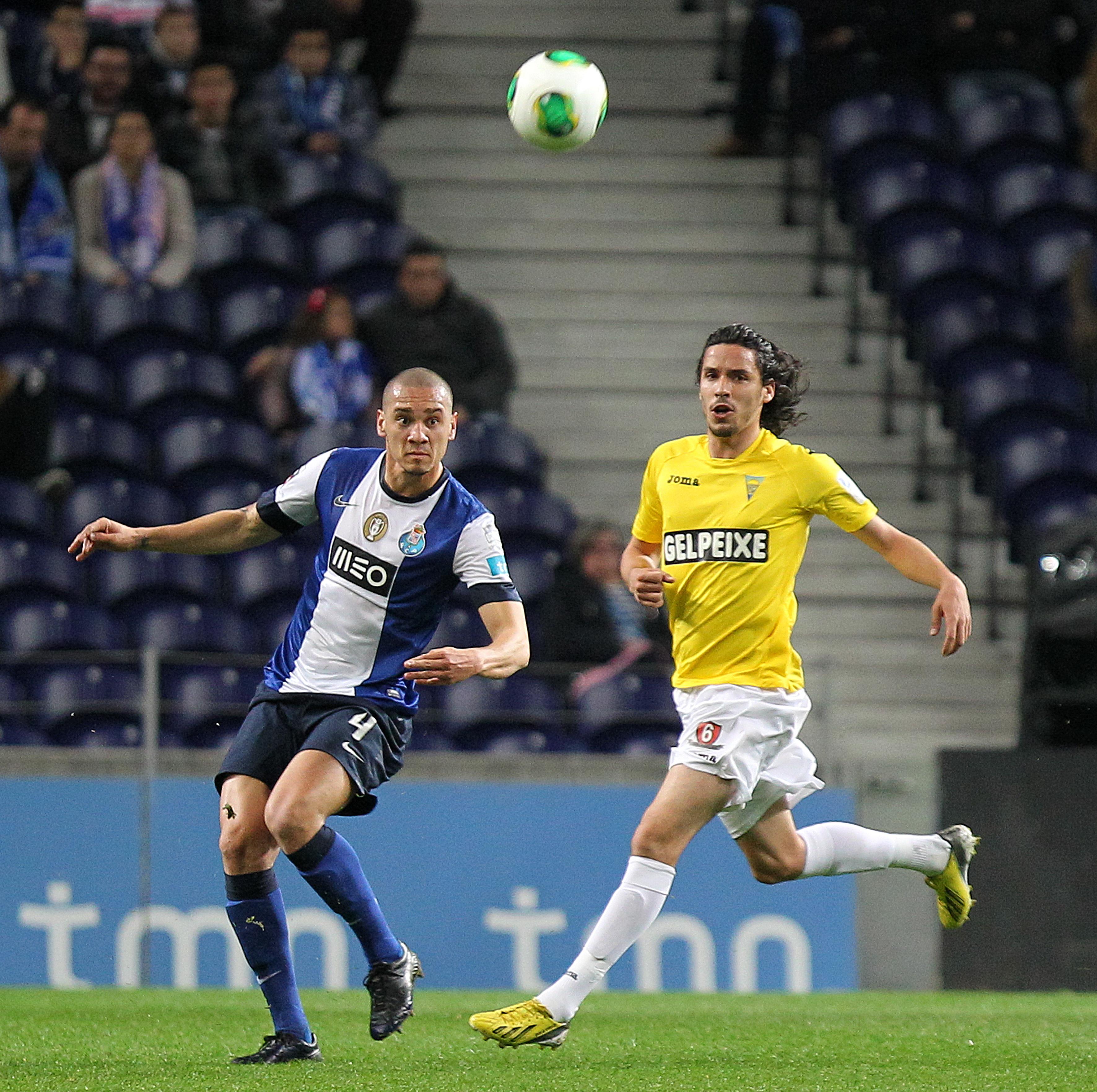 FC Porto-Estoril (2-0), a 8 de março de 2013, 22.ª jornada da Liga. Terceira derrota para Marco Silva frente aos dragões, culpa de Maicon e Jackson Martínez, autores dos golos - Foto: A BOLA/Vítor Garcez