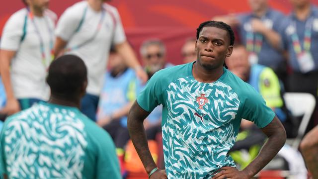 «Este é o momento certo para tirar Rafael Leão da Seleção»
