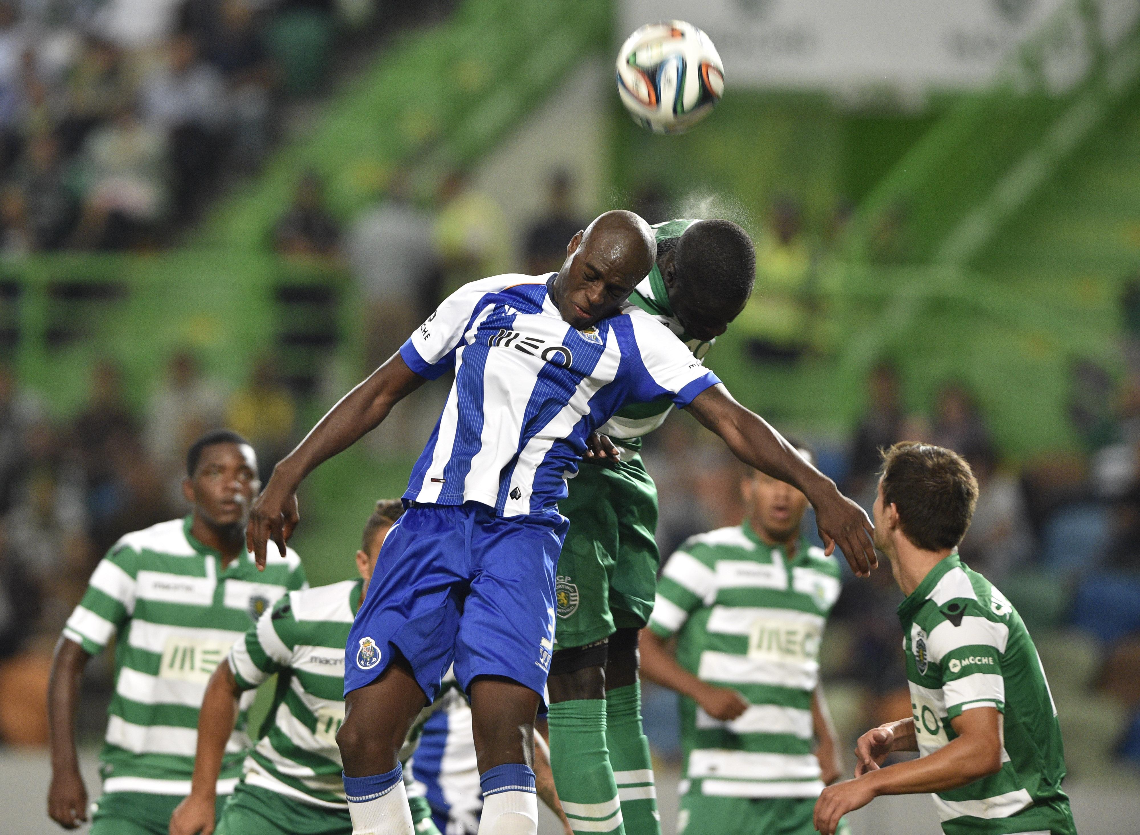 Sporting-FC Porto (1-1), a 26 de setembro de 2014, 6.ª jornada da Liga. Primeiro clássico de Marco Silva no Sporting  começou com golo de Jonathan Silva, mas Naby Sarr estragou os planos - Foto: A BOLA/Sérgio Miguel Santos