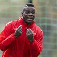 Balotelli sobre saída de Zlatan do Inter: «Com ele não teríamos Sneijder, Milito e Eto'o juntos»