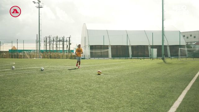 Penálti à Panenka já não se usa, agora é à... Tatanka?!