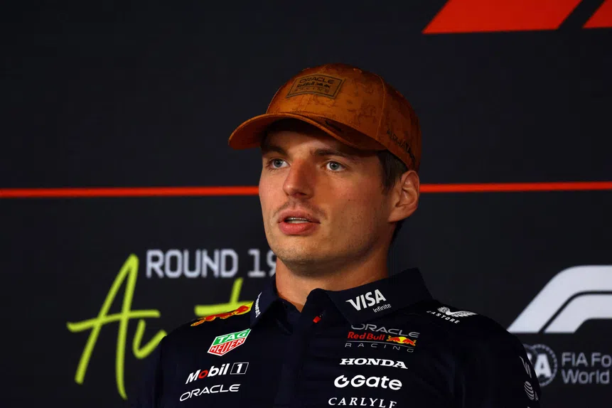 Verstappen reina no Texas! Norris espreita