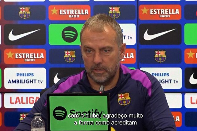 Flick nega tratamento especial de Deco em relação a Yamal