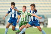 José Carlos e João Pinto em ação contra o Floriana, em 1993 - Foto: A BOLA