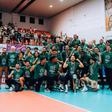 O Sporting celebra a conquista da Supertaça de voleibol pelo terceiro ano consecutivo (foto FPV)