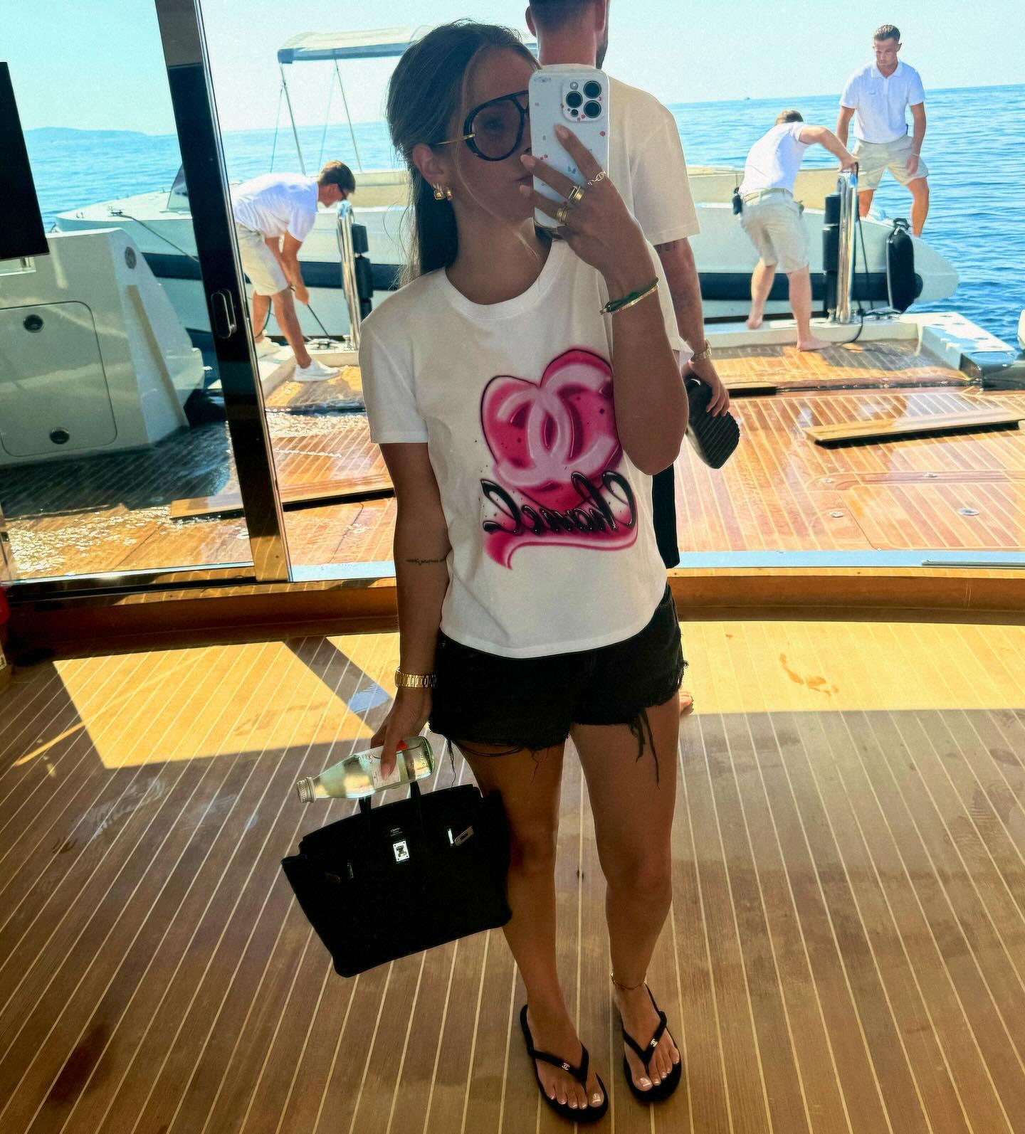 Anouska Santos, esposa de Luke Shaw