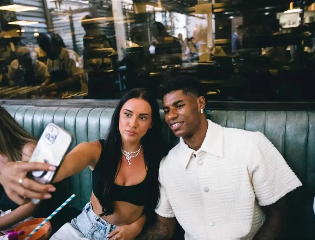 Lucia Loi é a companheira de Marcus Rashford