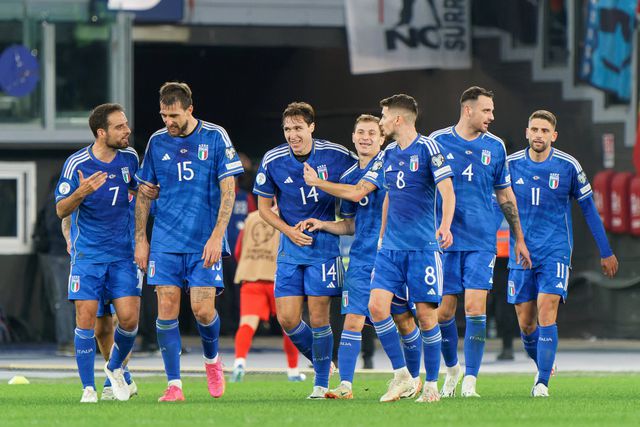 Chiesa contra os fantasmas e Itália resiste