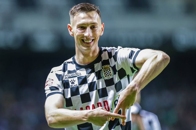 Bozeník eleito jogador do ano do Boavista