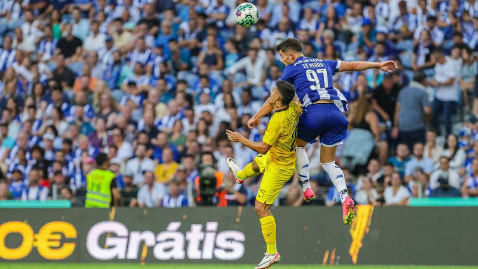 FC Porto: Zé Pedro poderá voltar ao onze com o Montalegre