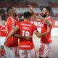 Benfica sofre mas passa em Oeiras