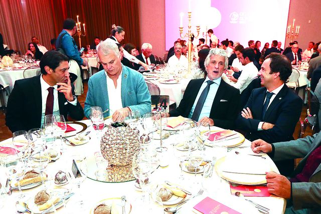 Rui Costa e Frederico Varandas na mesma mesa