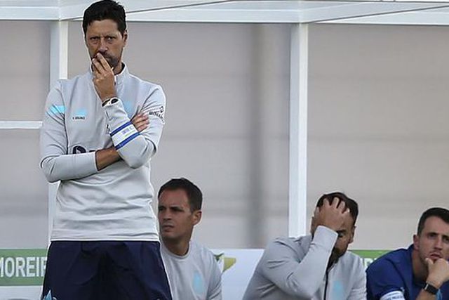 «Despedir Vítor Bruno no curto prazo prova aos adeptos que Villas-Boas estava errado»