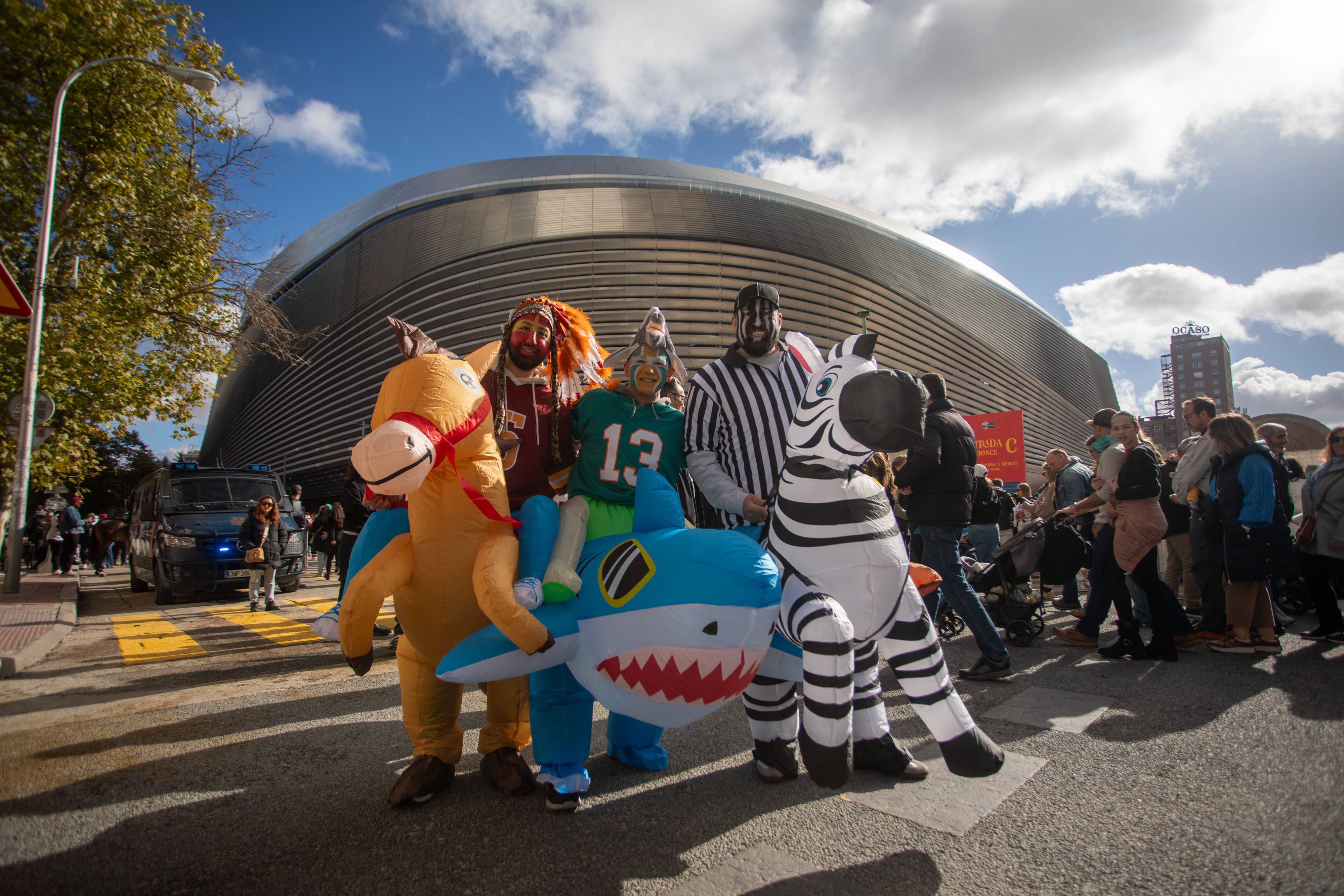 Festa nas ruas de Madrid antes do jogo da NFL no Bernabéu - Foto: IMAGO