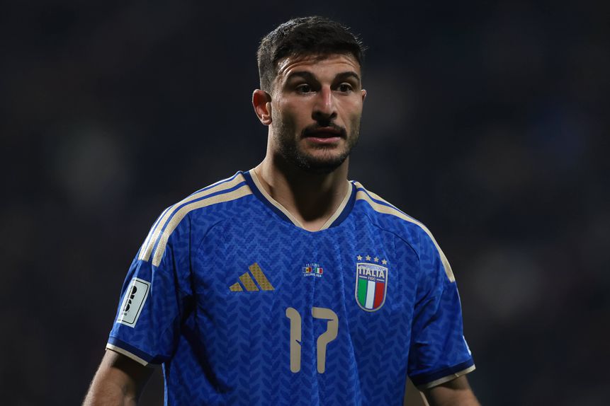 Riccardo Orsolini é internacional italiano e avançado do Bolonha