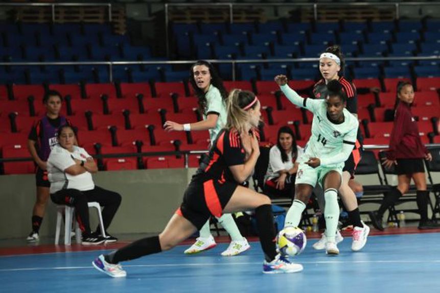 Portugal contra Colômbia antes do Mundial de futsal feminino - Foto: FPF